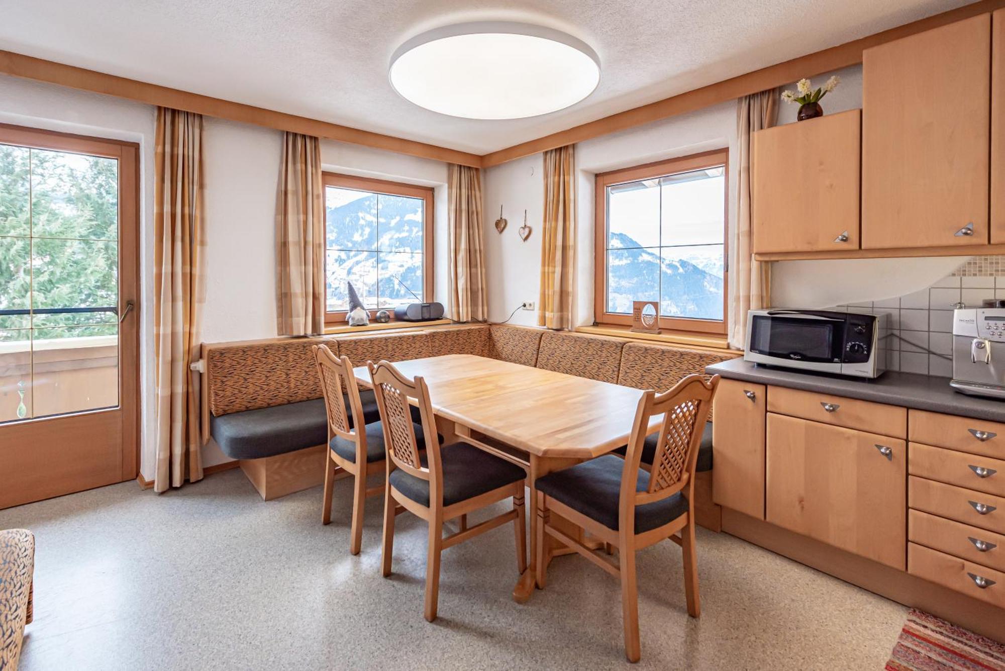 Ferienwohnung Ausblick Zillertal Hainzenberg Exterior photo