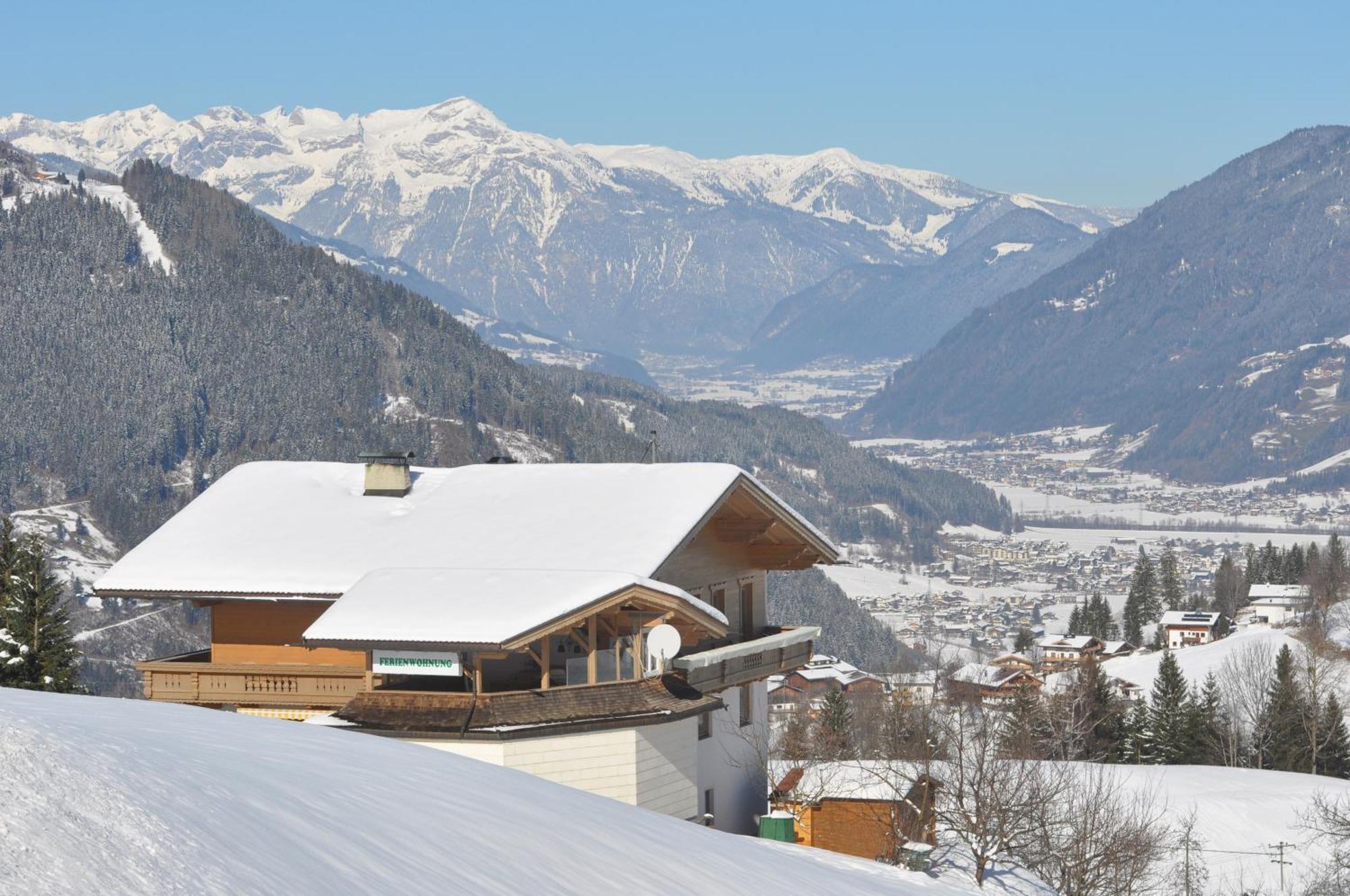 Ferienwohnung Ausblick Zillertal Hainzenberg Exterior photo